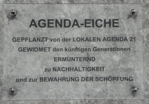 wir_agendaeiche_schild.jpg (90692 Byte)